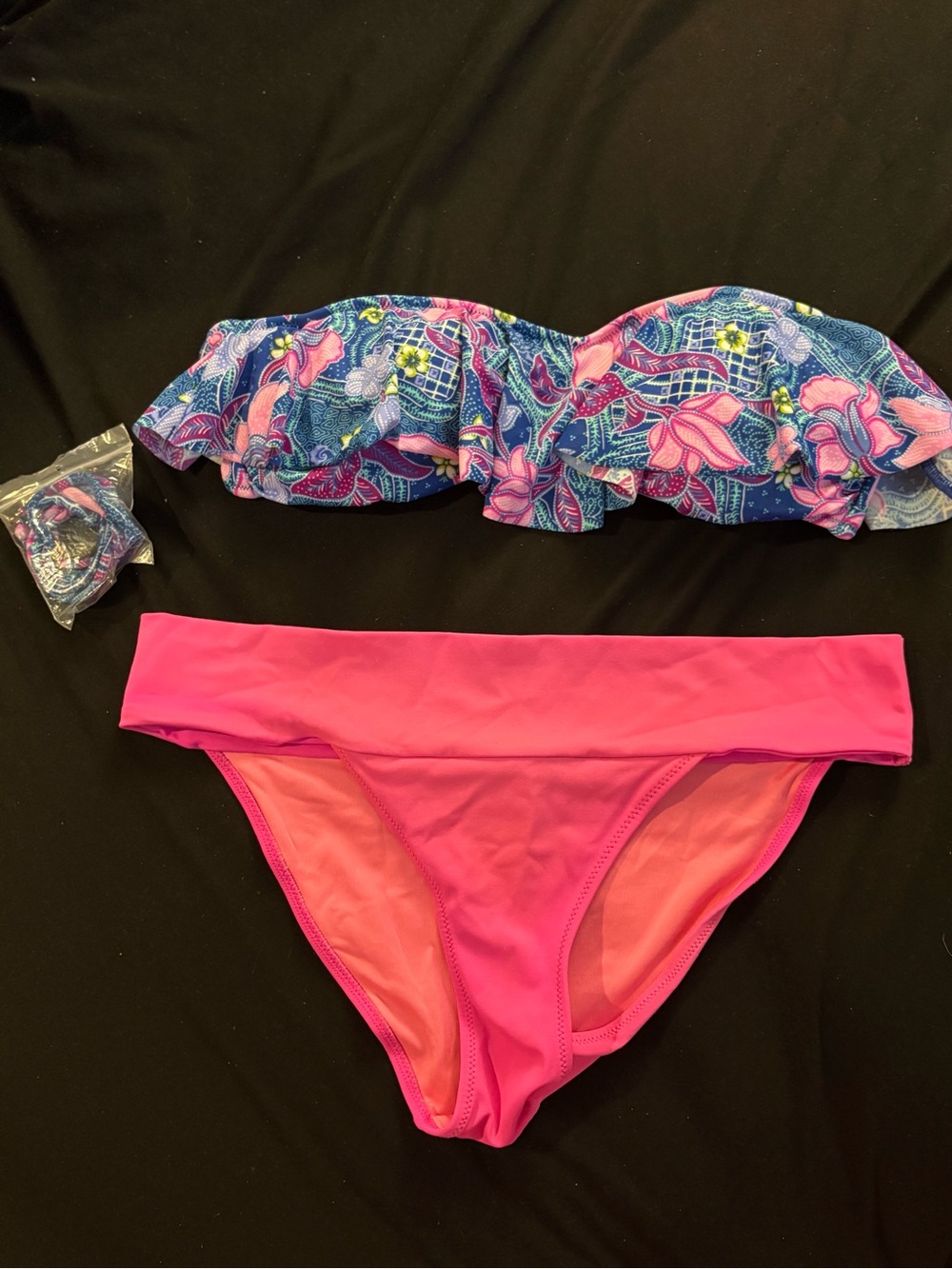 Victoria’s Secret Bikini Set | Medium | Floral Strapless Top 🌺